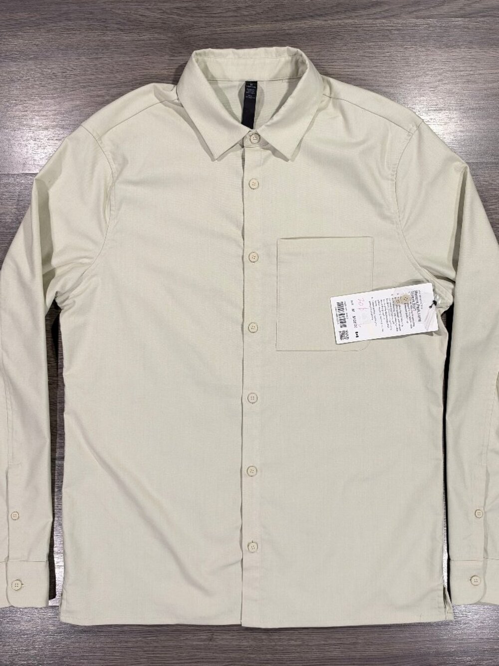 *NWT Lululemon Men's Masons Peak Long Sleeve Shirt - Beige